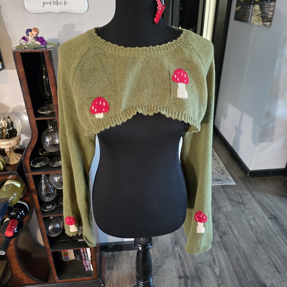 ROMWE Olive Green Cropped Sweater with Red Mushroom Accents